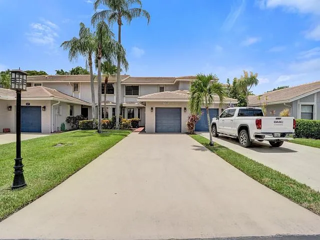 635 Deer Creek North Shore Dr