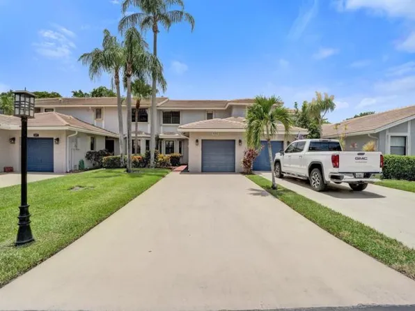 635 Deer Creek North Shore Dr, Deerfield Beach, FL 33442