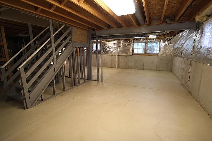 2nd image of 4311 Killian Ct