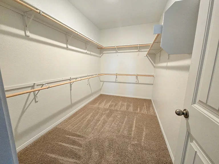 109 Brody Ln — Photo 15