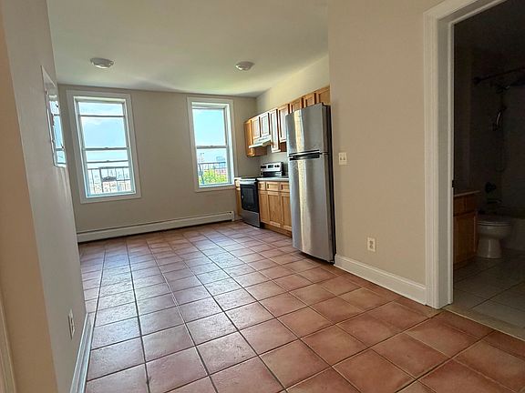 2nd image of 226 Ogden Ave APT 4B
