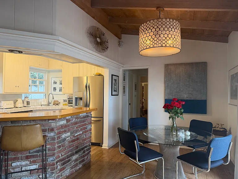 Heliotrope Ave — Photo 12