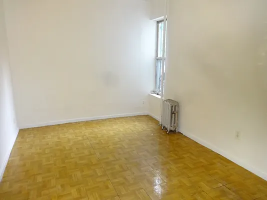 Rented by Blue Egg Realty Corp | media 38