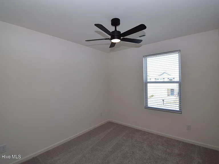 2400 Brookville Dr #B — Photo 12