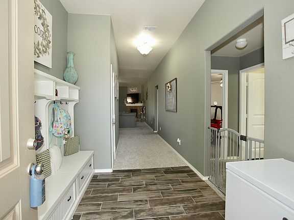 4th image of 1018 Indigo Ct