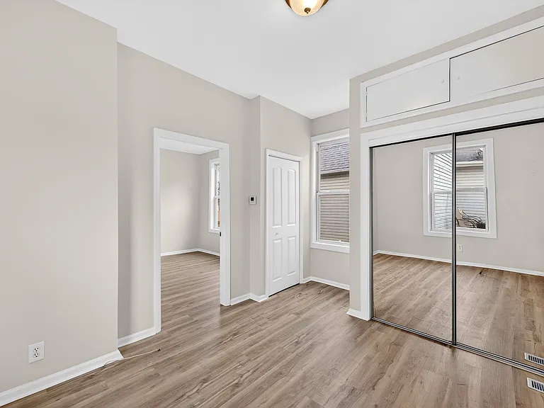 4028 Schiller Pl — Photo 12