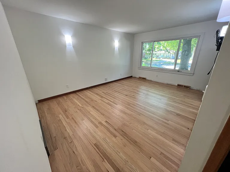 5014 Manor Cross — Photo 5