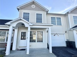 211 Bayard St, Sackets Harbor, NY 13685
