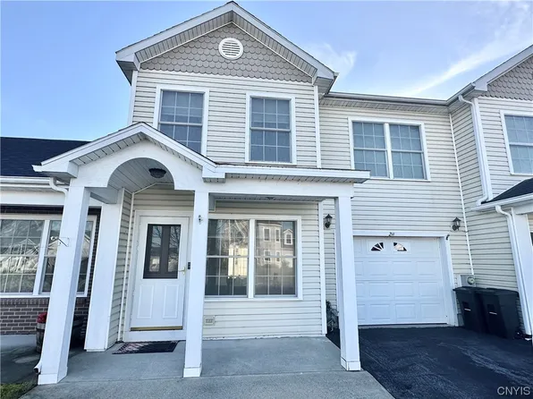 211 Bayard St, Sackets Harbor, NY 13685