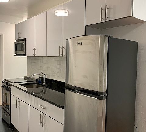 5th image of 244 W 16th St APT 2FE