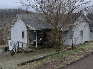 330 Oak St, Nelsonville, OH