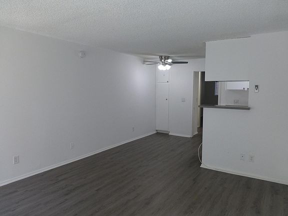 2nd image of 11924 Courtleigh Dr #4