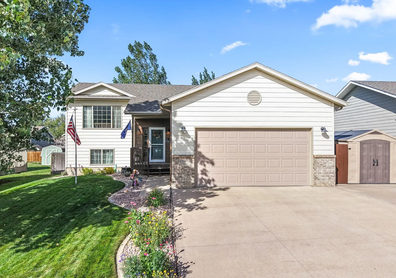 4 Bed | 2 Bath | Rapid Valley Home — Photo 1