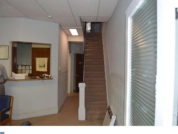 4th image of 125 E Lehigh Ave