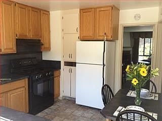 3rd image of 1025 Woolsey St