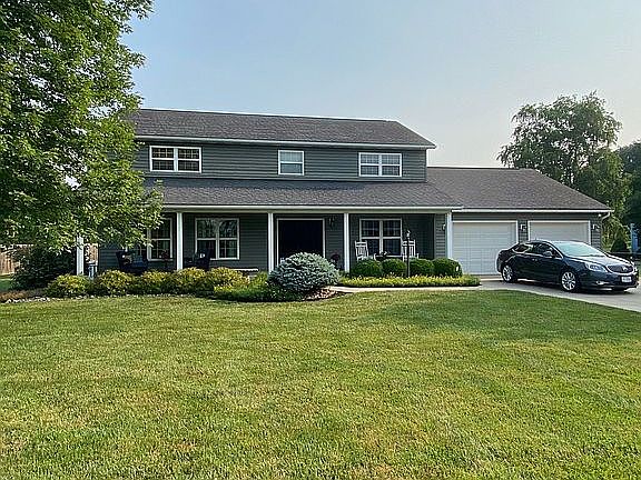 3rd image of 20 Masonic Park Ln