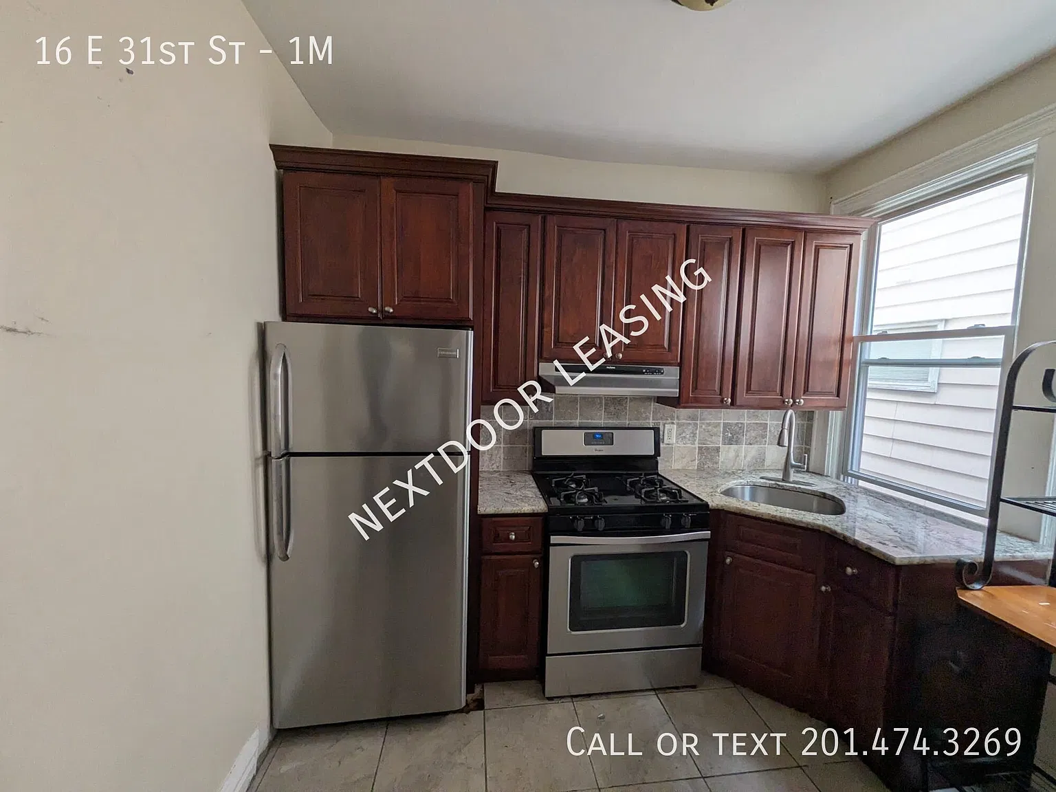 16 E 31st St — Photo 1