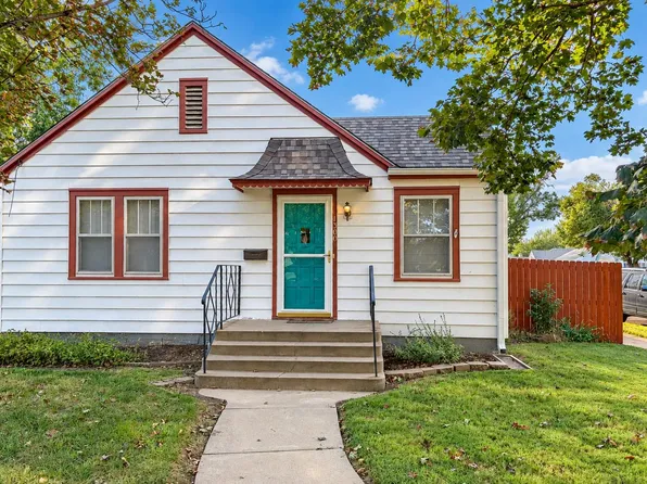 1300 Pershing St, Salina, KS 67401