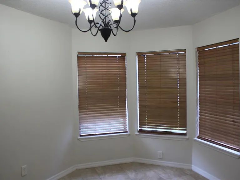 10579 Satinwood Cir — Photo 4