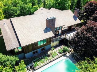 20 1st Ln, Westport, NY 12993