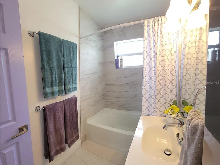 8134 Aero Ave — Photo 12