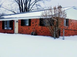 411 Danesmoor Rd, Holland, OH