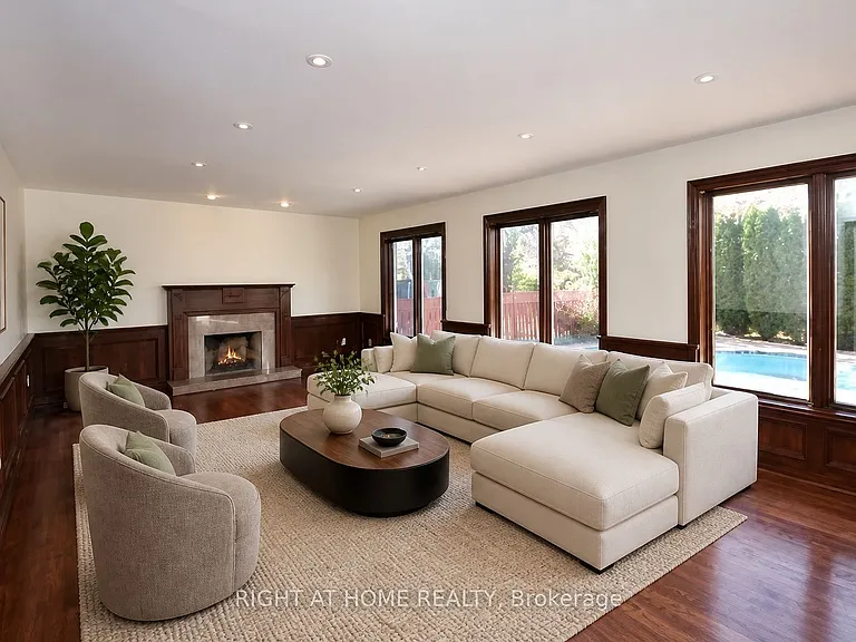 1466 Bayshire Dr — Photo 7