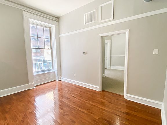 2nd image of 125 S 21st St APT 2R
