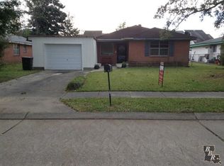 213 Holiday Dr, Houma, LA 70364