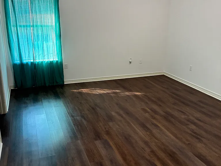 19393 W Lake Village Dr — Photo 4