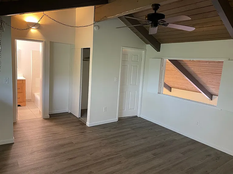 4700 Dexter Dr — Photo 42