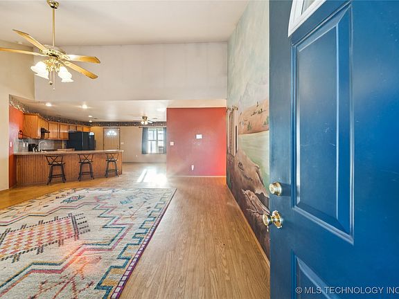 5th image of 9462 E Yorkshire Ave