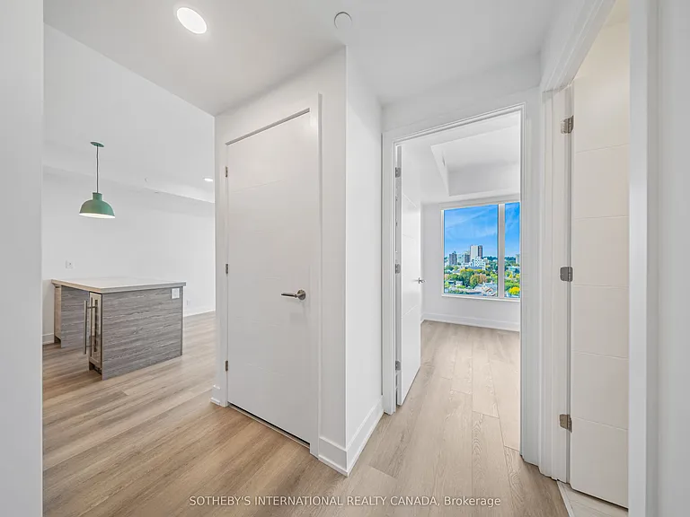 484 Spadina Ave #1601 — Photo 1