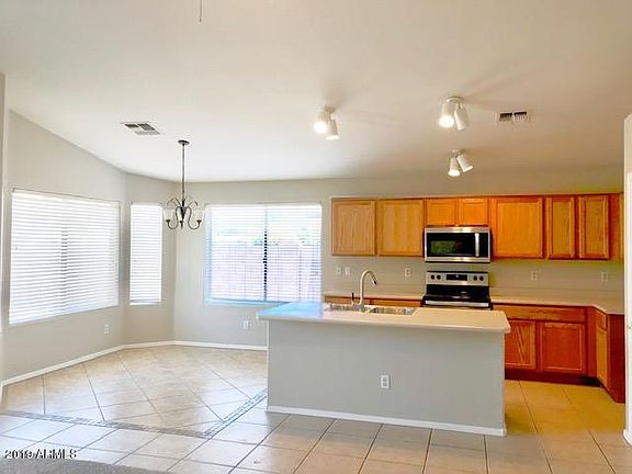 5th image of 3164 E Winged Foot Dr