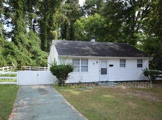 1261 Thelbert Dr, Fayetteville, NC 28301
