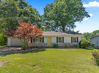 1203 S 5th Ave, Ozark, MO 65721