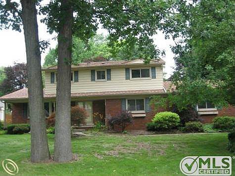 7139 chatsworth 005.jpg