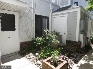 1750 Oakwood Ter #8F, Narberth, PA 19072
