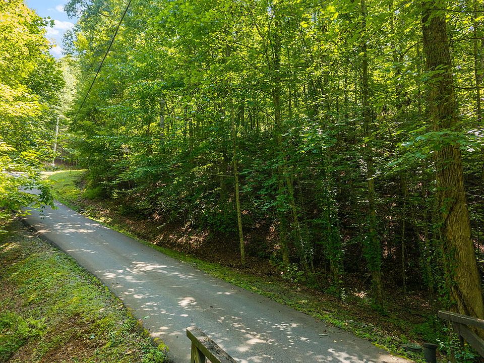 25th image of LOT 26 Oak Ridge Way