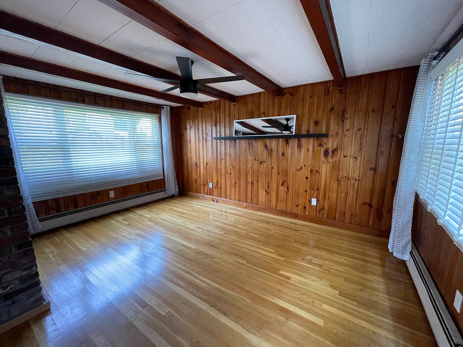 5 bed, 2100 sqft, $1,150 — Photo 3