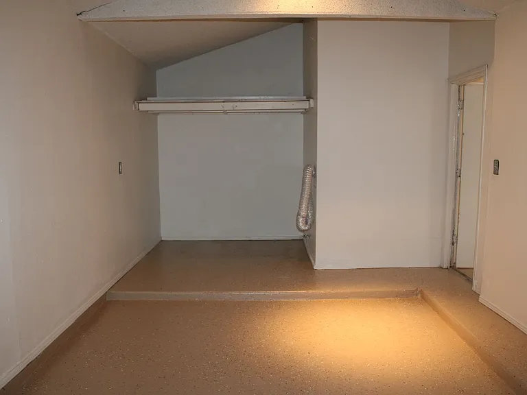 11500 Bob Mitchell Dr — Photo 22