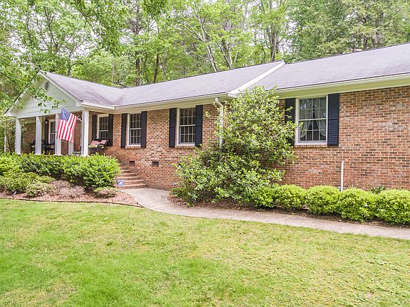 4th image of 145 Palisades Dr