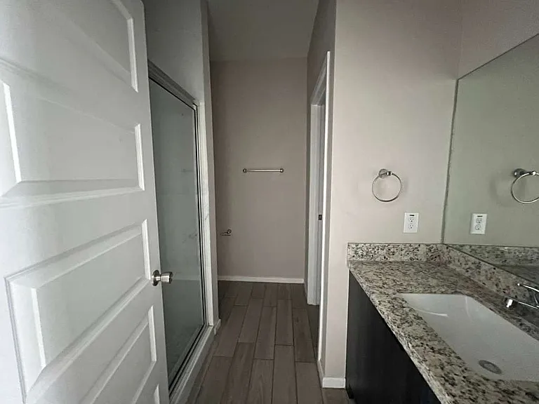 5701 Swallow Ave #3 — Photo 7