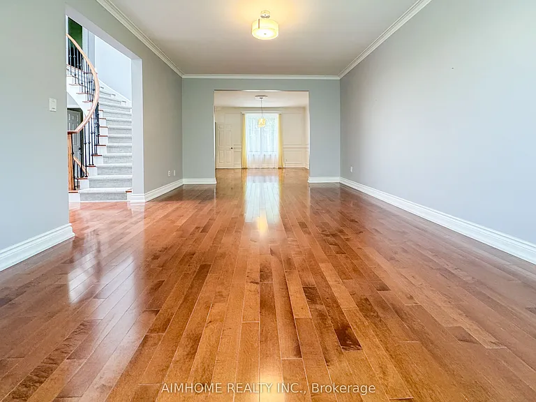 103 Clarinda Dr — Photo 7