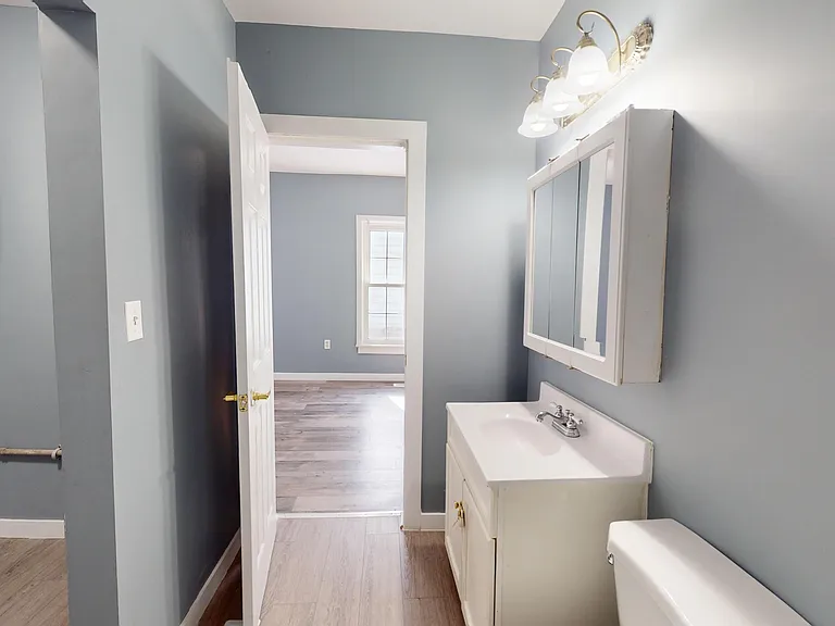 396 John St #1 — Photo 15