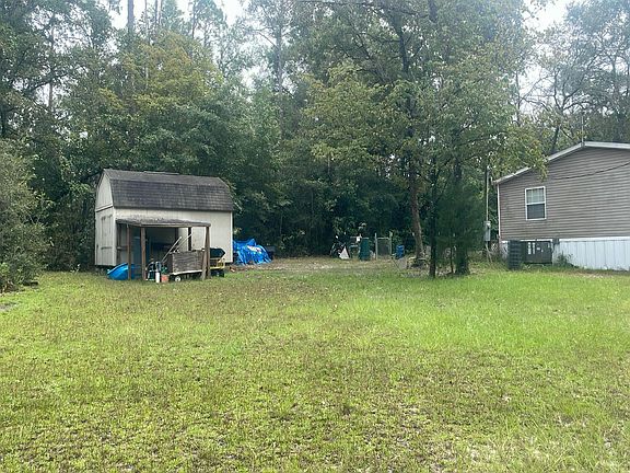 3rd image of 568 SW Texas Ln