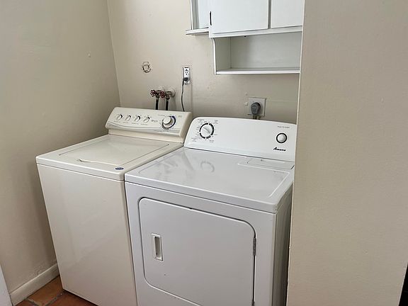 5th image of 132 Jennings Ave