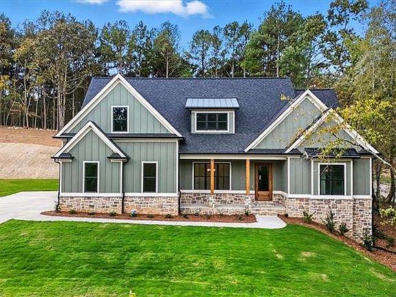 3rd image of 11 Everwood Ct SE