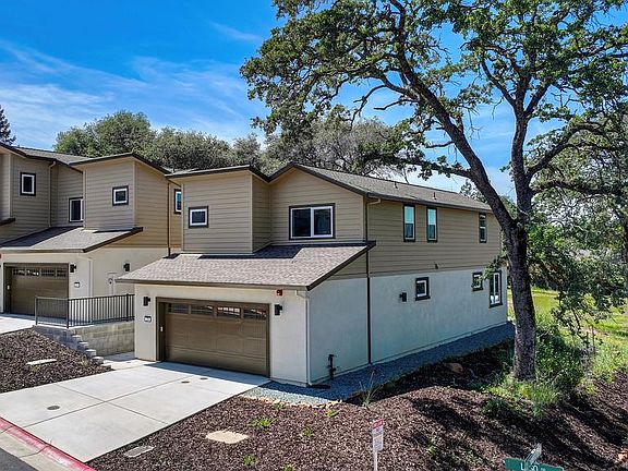 3rd image of 200 Lago Dr #A1