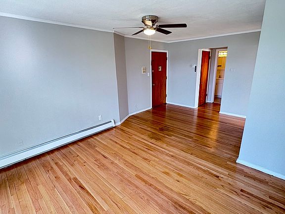 4th image of 1015 W 35th Ave #W101